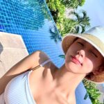 Cho Mi-yeon Instagram - 🏝️🌅