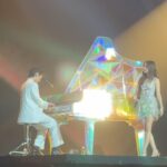 Violette Wautier Instagram - ขอบคุณพี่โต๋ที่ชวนมา #pianoandithemagic7concert หนูมีความสุขมากๆๆ จากแขกที่ตอบตกลงเร็วที่สุด