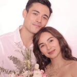 Jennylyn Mercado Instagram - Maraming maraming salamat po sa inyong pagsubaybay gabi-gabi sa Love, Die, Repeat. Mula umpisa hanggang wakas ay sinamahan ninyo kami... Taos puso at paulit-ulit na pasasalamat sa inyo mga bessie! Hanggang sa muli. ☺️

- Angela 🤍🥰❤️