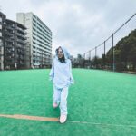 Riisa Naka Instagram - だいすきなLA拠点のMadhappy🇺🇸✨
最高な素材感で着心地抜群のスウェットに
さりげないステッチ🧵
日本でオンラインできるようになったし
はっぴーはっぴーはーっぴー🐈🩵

#madhappyjp
#madhappy
#pr
@madhappyjp
@madhappy