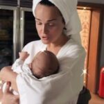 Anastasiya Slanevskaya Instagram - Наше солнышко,наша звездочка! 
У нашего Арсюши сегодня день рождения!!!
Нам целый 1 год!!!
Какое счастье быть бабушкой!!! Спасибо ,мой кот-Сашуня и наш Андрюша за такое счастье!!!! @sasha.morozovaaa