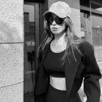Bensu Soral Instagram - 🖤🌞