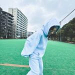Riisa Naka Instagram - だいすきなLA拠点のMadhappy🇺🇸✨
最高な素材感で着心地抜群のスウェットに
さりげないステッチ🧵
日本でオンラインできるようになったし
はっぴーはっぴーはーっぴー🐈🩵

#madhappyjp
#madhappy
#pr
@madhappyjp
@madhappy