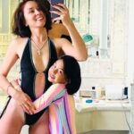 Beauty Gonzalez Instagram - Our favorite song for this summer🤍
We just can’t help but dance every time we hear it,
All the way to the swimming pool! 🩵
@oliviainescrisologo 🧡