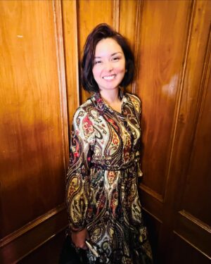 Beauty Gonzalez Instagram - Well Hello Stranger 😉
As always here I am appreciating these very beautiful doors. 
Hmm.. where do they lead to?
What wonders hide within?