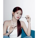 Cho Mi-yeon Instagram - @wakemake_official 💚🍀봄이 온다아🧚🌿