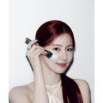 Cho Mi-yeon Instagram - @wakemake_official 💚🍀봄이 온다아🧚🌿