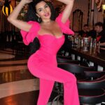 Lamitta Frangieh Instagram – Shine deep brightly @FashionNova 🩷 
– date night lineup bandage jumpsuit pink 
.
.
.
#fashionnovababe #fashionnovadress #fashionnovapartner #fashionnovaambassador #fashionstyle #fashionnovacurves #lamittafrangieh