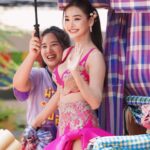 Engfa Waraha Instagram - ขอบคุณ @kingpowerofficial  มากๆเลยนะคะ ที่ให้ฟ้าได้ร่วมขบวนและมินิคอนเสิร์ตกับงาน อภิมหาสงกรานต์ รางน้ำ  KING POWER ในวันนี้ สนุกมากๆเลย 🙏🏻 

ขอบคุณแฟนคลับที่มาหากันในวันนี้ด้วยนะค้า ร้อนมากๆเลยใช่ไหม แต่สู้มาก รักน้า เจอกันนะคะ 💦🥳🎊🎉