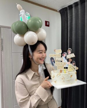 Shin Min-a Instagram - 감사합니다🎂❤️(4월5일☺️)