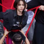 Jolin Tsai Instagram - 謝謝 @levis_hongkong
@levis_taiwan
為Team Jolin打造的Ugly beauty ×Levi's 專屬禮服
#怪有型的
#uglybeauty2024finale
#teamjeans