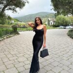 Olivia Culpo Instagram – LBD 🌸🤍