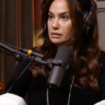 Hend Sabry Instagram - انتظرونا في الحلقه الخامسة من الموسم الخامس مع الفنانة هند صبري يوم الجمعة الساعة ٤ ظهرًا علي اليوتيوب..
.
.
.
‏ #Spotify #بودكاست #عباس_ابو_الحسن #applepodcasts #مصر #عباس_بودكاست #podcast #googlepodcasts #Egypt #abbasaboelhassan #rwapodcast #abbaspodcast #بودكاست_عربي #حوارات_مع_عباس #rantswithabbas #هند_صبري #البحث_عن_علا #four_daughters #الفيل_الأزرق2 #ابراهيم_الابيض #ممثلة #تمثيل #كيرة_والجن #منتجة