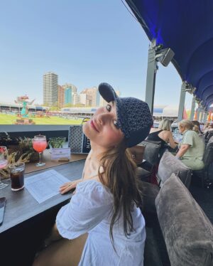 Daniela Calle Instagram - En el ultimo video pueden ver mi felicidad de estar aquí 🥳🇲🇽🐴

Thank you @allinequestrian for the amazing experience