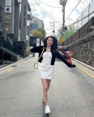 Cho Mi-yeon Instagram - 봄이닷💕🌼🌱💕