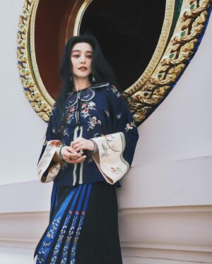 Fan Bingbing Thumbnail - 118.3K Likes - Most Liked Instagram Photos