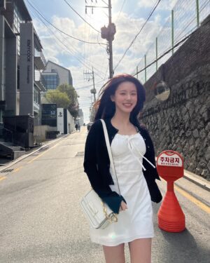 Cho Mi-yeon Instagram - 봄이닷💕🌼🌱💕