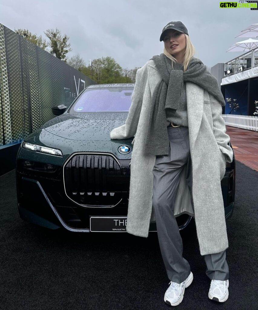 Lena Gercke Instagram - Had the best time today with my @bmw Family at the @bmw_open 🤍🙏🏻💪🏼 congrats to @jl_struff for playing his best game although it was pouring rain 💪🏼🎾