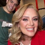 Erika Buenfil Instagram - Te quiero mi brillos. Que bien la pasamos @vicoguadarrama