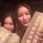 Worranit Thawornwong Instagram - มาเชียร์ทีมผู้จัด และ พี่มินยองง🐰💕
รูปสุดท้ายน้ำตาไหลพรากมาก รักเขา @rachel_mypark ❤️🫶🏻🥰

#PARKMINYOUNGinThailand
#MYBRANDNEWDAYinThailand