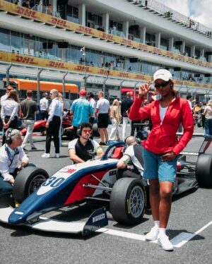 Justine Skye Instagram - Had the best time at the F1 Miami Grand Prix with my @tommyhilfiger family. Was also such an honor to learn about and participate in the F1 Academy race! #TommyFamily @f1academy