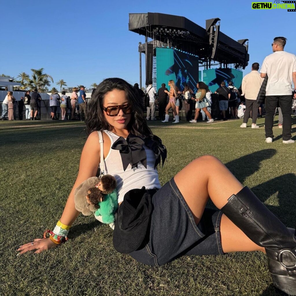 Cierra Ramirez Instagram - Coachella crumbs🌵🪩🎀💗 prepare to be sick of me this week while i recap
