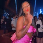 Rebecca Instagram - 🥵💫