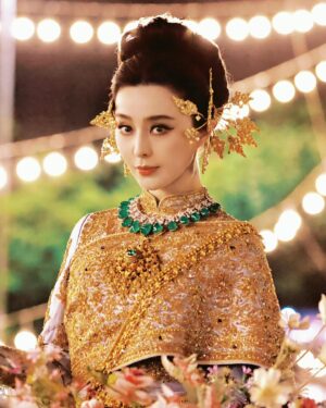 Fan Bingbing Thumbnail - 87.4K Likes - Most Liked Instagram Photos