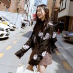 Park Ji-hu Instagram - @prada 🤍👜❔#PradaGalleria #adv #gift