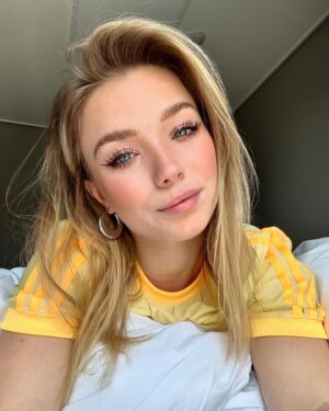 Julia Beautx Thumbnail - 183.6K Likes - Top Liked Instagram Posts and Photos