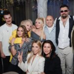 Valeriya Instagram - По эмоциональному подъему и количеству поздравлений в этом году полное ощущение, что отмечала юбилей.😄😜❤️ Концерт-трибьют перенесся на 3 октября, а с артистами, принимающими в нем участие, хотелось увидеться, ну и , конечно, со всеми близкими. Спасибо любимому @lamaree_restaurants restaurants за дружбу и гостеприимство. ❤️ 3 октября всех жду на @livearena.ru  Спасибо за образ @darya_dmitriewa и бессменной моей @mariachepchugova_mua ❤️