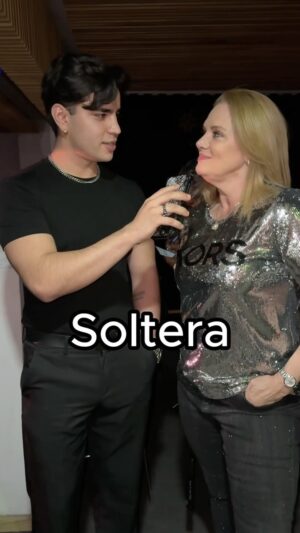 Erika Buenfil Instagram - Este PIN PON no me lo esperaba 😳 con la bella @erikabuenfil50 🫶🏻