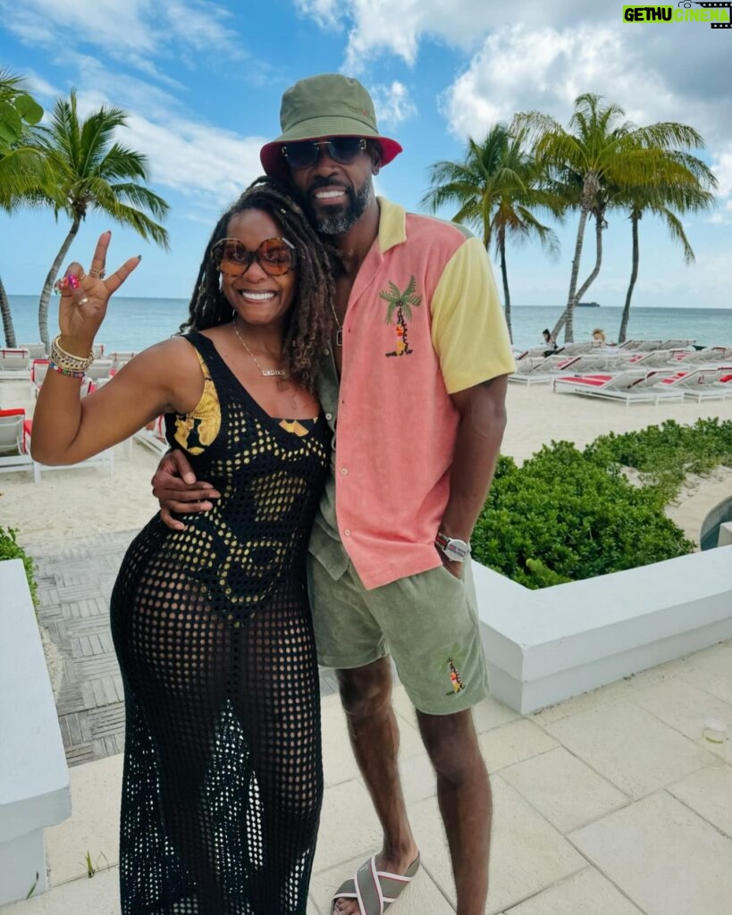 Tabitha Brown Instagram - Happy ❤️. Still celebrating 26 years together and 21 years of marriage ❤️ #tabandchance 
Bathing suit @versace 
Coverup @target