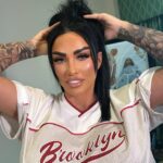 Katie Price Instagram - Loved meeting you all at my Sheffield Masterclass at @mercuresheffieldparkway 💋 
Thank you for my makeup Mica Mullins, @rochellelouisekelly @masterlashuk 💕 had the best time xx 

Gifted