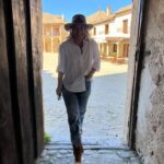 Ludwika Paleta Instagram - Qué fin de semana tan delicioso. Pueblear, comer rico, beber vino, reír, disfrutar la naturaleza, ….. #favoritethings #sinfiltro 🍃🇪🇸