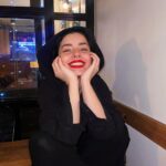 Merve Boluğur Instagram - Eğer kimse sizi dinlemiyorsa bağırmak en doğal şeydir..Nietzsche