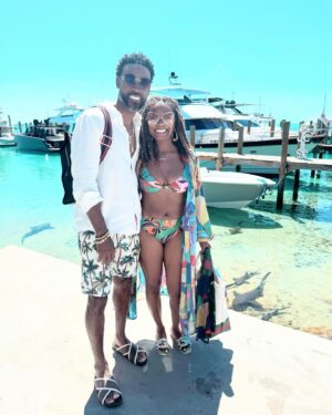 Tabitha Brown Instagram - Celebrating our anniversary with some of our favorite folks!! Thank yall so much for sharing this experience with us, we love yall!!! ❤️ @kevonstage  @mrskevonstage @catarah @losography @jontilleg @percydaggs #happyanniversary #bahamas #couples #fun #memories 
My bathing suit and coverup  @farmrio 
Sandals @gucci 
Faux locs @hairbyashnicole 
Sunglasses @chloe 
Half an ab from Abitha 😂💪🏾