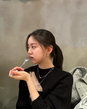 Park Ji-hu Thumbnail - 345.8K Likes - Most Liked Instagram Photos