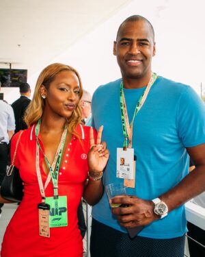 Justine Skye Instagram - Had the best time at the F1 Miami Grand Prix with my @tommyhilfiger family. Was also such an honor to learn about and participate in the F1 Academy race! #TommyFamily @f1academy