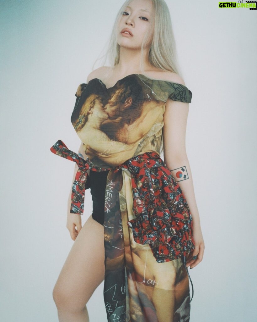 Vivienne Westwood Instagram - South Korean-Japanese artist @minachanxx wears the Sunday Corset top from the Spring-Summer 2024 collection, featuring Boucher's 'Hercules and Omphale' artwork, as seen in @tfpjp⁠
⁠
Photography by @yuji_w57⁠
Styling by @shoheikashima⁠
⁠
"Hercules and Omphale" by François Boucher (1703-70)⁠
Pushkin Museum / Bridgeman Images.⁠
⁠
#VWSS24