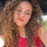 Sofie Dossi Instagram - Selfie Dossi