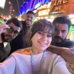 Mina Al Sheikhly Instagram - اسبوع جميل و كلش متحمسة تشوفون جلسة التصوير الي سويناها اني و كارينو 🤍

شلون جان اسبوعكم ؟؟ 

#myhappymoments #minasjourney