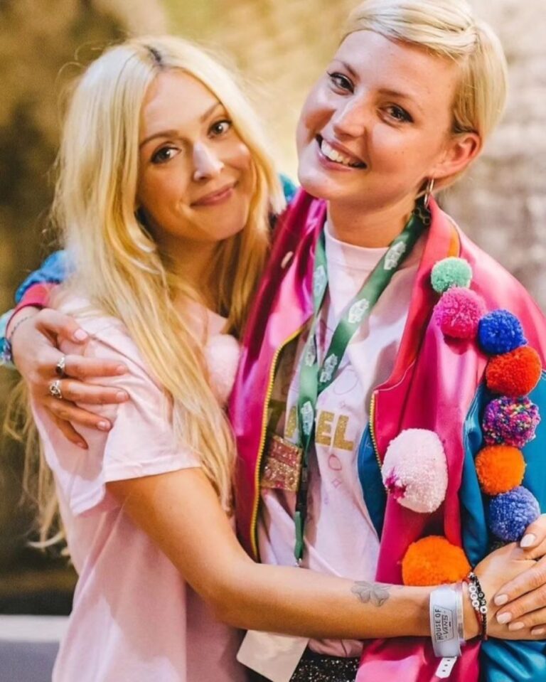 Fearne Cotton Instagram - It's not possible to fit one persons whole life, or what they meant to you, or the huge grief when they're gone into one tiny square on here, but I will try. 
I met this incredible woman @howtoglitteraturd 14 years ago (thanks to the wonderful @red.swan ) and i'm so grateful for every one of those years. I've spent all of today looking through so many photos of the brilliant, silly, magical and special times we spent together. When you were with her almost anything was possible. She would have an idea and two minutes later you'd be trying to plan how to bring it to life. She rarely took no for an answer in the best way possible; getting the best musicians out there to play at our charity festival for @coppafeel or convincing others to run marathons with giant boobs strapped to them. She lived fully, more than I've ever seen anyone live. 
I saw her cry once(I know there were other times with other friends of course), and I'm not saying that to encourage others to hold emotions in, I'm saying it because her magic was to always find another way. She saw small chinks of light as potential and opportunity. 
Her face was pure sunshine not only because she was as beautiful as an angel but also because she was kind and caring and vibrant. She asked me to design her a tattoo a few years ago and I'm proud to say a hand drawn trapeze artist sat across the scar on her chest. 
We talked about cats for way too long, talked about death (I was way too scared to talk about it before Kris taught me it was not just OK but necessary), ate cake together and sometimes sat in silence. I'm already running out of space here and theres so much more to say.
 So here we are, suddenly using words like 'was' instead of 'is' and pulling memories and photos out of the drawers. There's so much to celebrate and so much to mourn. I'm mostly thinking of Maren, Kris' twin. I love you mate. We are all here for you. 
This evening I will be lighting a candle for my dear mate who not only touched my life but saved many others. Kris, I love you. ❤️