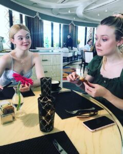 Dakota Fanning Instagram - Find someone who looks at you like @ellefanning looks at me, and I look at warm pretzel bread 🥨