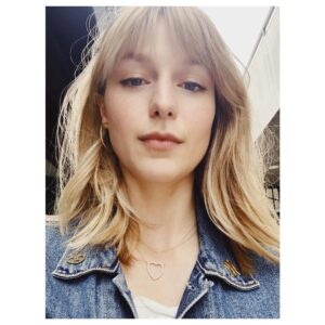 Melissa Benoist Instagram - New ‘do, courtesy of @riawna who made me feel like a million💰💰💰