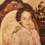 Niki Karimi Instagram - باران که می­آید
دل دیگر 
سر به راه نیست...
( اين عكس رو پدرم انداخته و خيلي دوست داره ، براي همين گذاشتم )