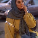 Elham Hamidi Instagram – 🦋
بچه که بودیم
قضاوت نمیکردیم
و همه یکسان بودیم

اما بزرگ که شدیم
با قضاوت های درست و غلط
باعث شدیم که اندازه دوست داشتنمون تغییر کنه

وظیفه ی ما نیست که دیگرانو قضاوت کنیم

ما باید اول از خودمون شروع کنیم و سعی کنیم در مورد دیگران چه درست، چه خطا قضاوت نکنیم

گاهی بهتره جامون رو برای بهتر دیدن عوض کنیم 🙏
.
پ ن : خدا بهمون یه دل زیبا و سفید بده که اینقدر همه رو بد و سیاه نبینیم 🌺🙏
.
.
#الهام_حمیدی #قضاوت_ممنوع #قضاوت_نکنیم #elhamhamidi