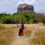 Burcu Biricik Instagram - Bazı gidip gördüğün yerler vardır üstünden ne kadar zaman geçerse geçsin anıları hep capcanlıdır Sri Lanka da öyle bi yer benim için. Sri Lanka maceramızı seturday.com a yazdım. Gitmek isteyenler merak edenler nereyi görmek, nerede yemek lazım diyenler yazimi seturday.com dan okuyabilir hatta siz de aynı platformda yer alabilirsiniz. 
Platforma üye ol “yazar ol” fonksiyonu ile seyahat yazılarınızı paylaş 😊
#seturday #gezginlerinsosyalplatformu 
@seturdaycom 🎈