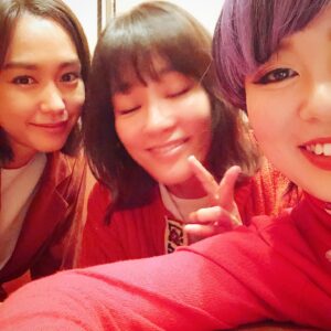Asami Mizukawa Instagram - うれしい時間☺️ この2人と居るとなんでいつもブレるの。なんでよ。