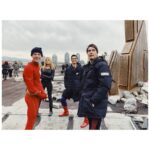 Melissa Benoist Instagram - there’s a crossover a-comin’! hold on to your britches! #crisisoninfiniteearths starts tonight